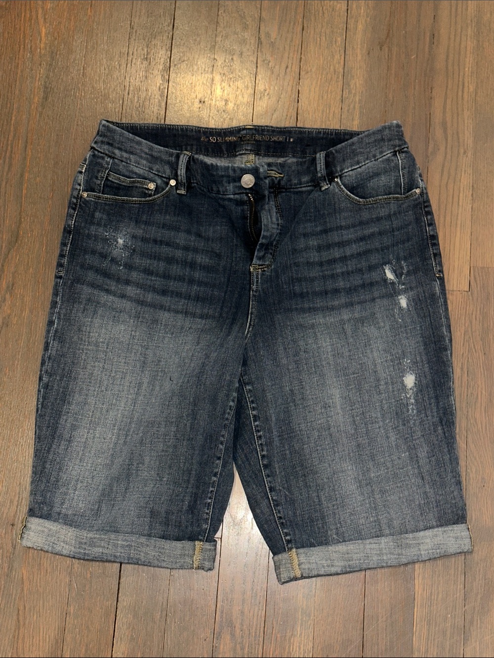 Chicos Women's Dark Blue Denim Roll-Cuff Shorts size 2